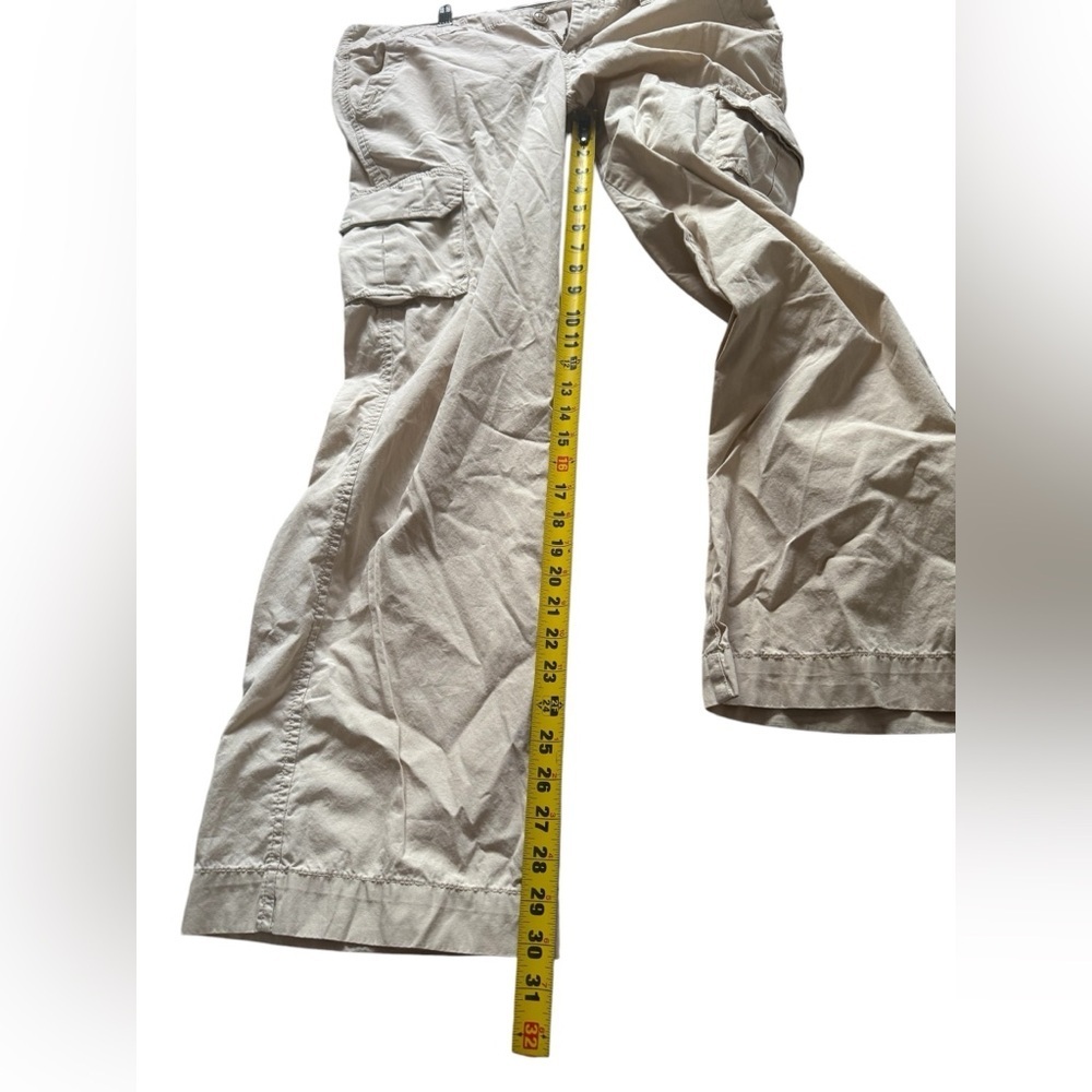 Women’s Y2K tan lucky cargo pants - Picture 5 of 8